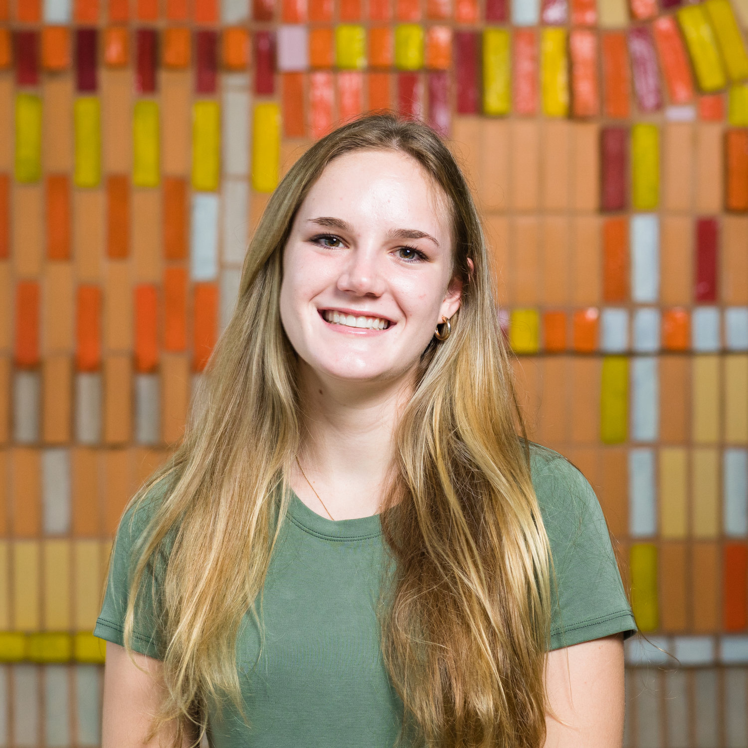Lexi Magnano of the SmartArt Club at Ponte Vedra High School will be one of the six “unsung COVID leaders” to be honored May 25.